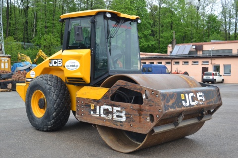 JCB VM117